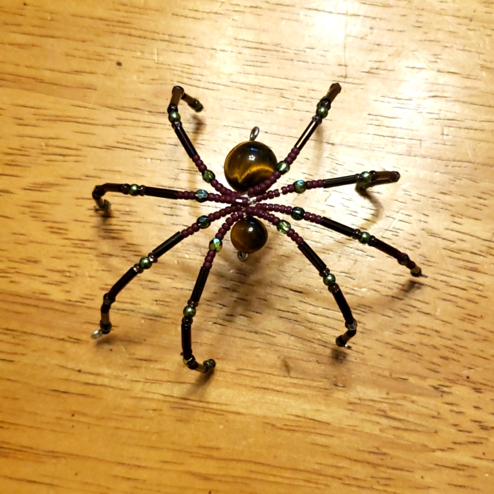 Tiger's eye beaded spider 🕷